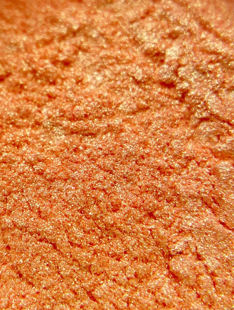
                  
                    Orange Glaze Color Shifting Chrome Powder
                  
                