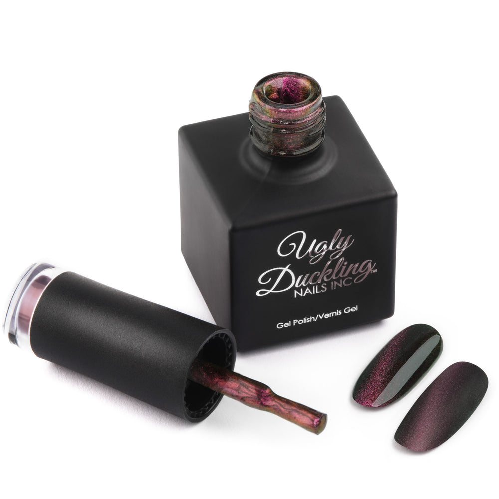 #183 Cat's Eye Gel Polish | Ugly Duckling
